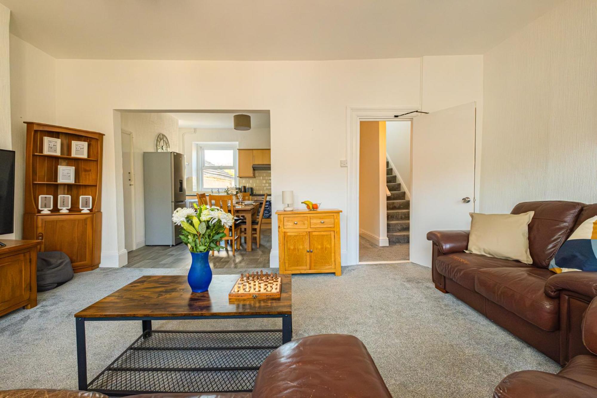 Castleview Coastal Comfort With 2 Parking Spaces Oystermouth エクステリア 写真