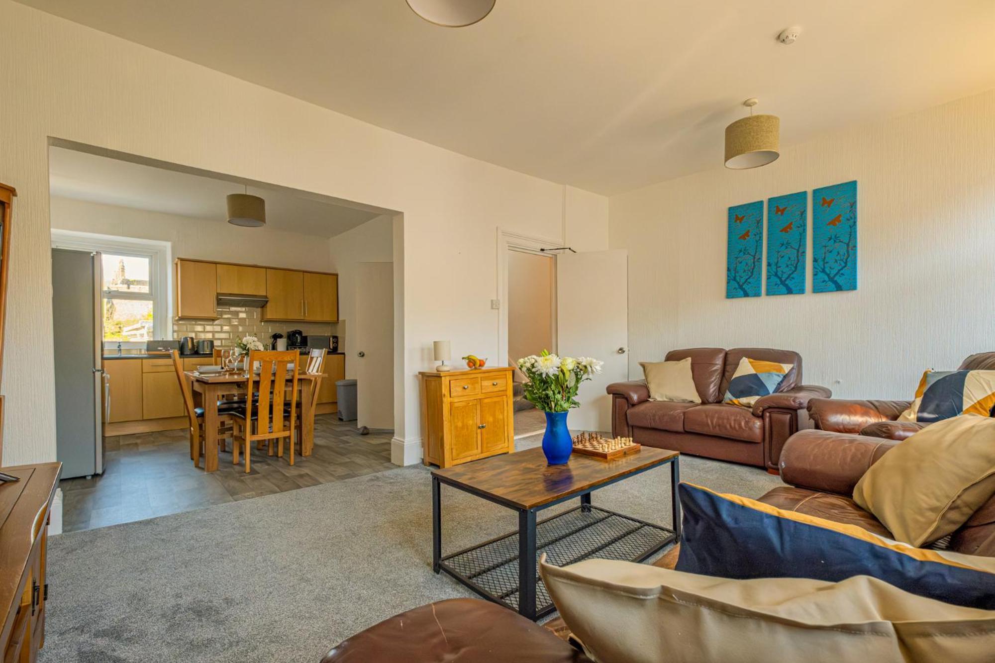 Castleview Coastal Comfort With 2 Parking Spaces Oystermouth エクステリア 写真